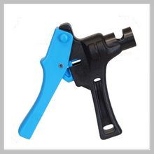 Load image into Gallery viewer, Punch Blue or Green Handle 19MM Irrigation Layflat Cutting Tool